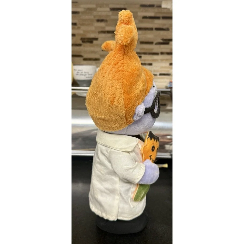 Hallmark Halloween Maddie the Mad Scientist Animated Sings Monster Mash Video